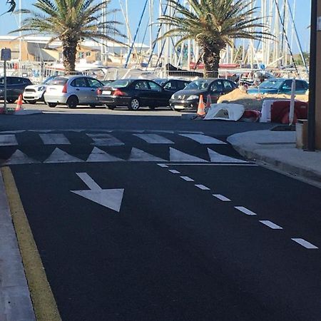 F2 Port De Canet Exteriér fotografie